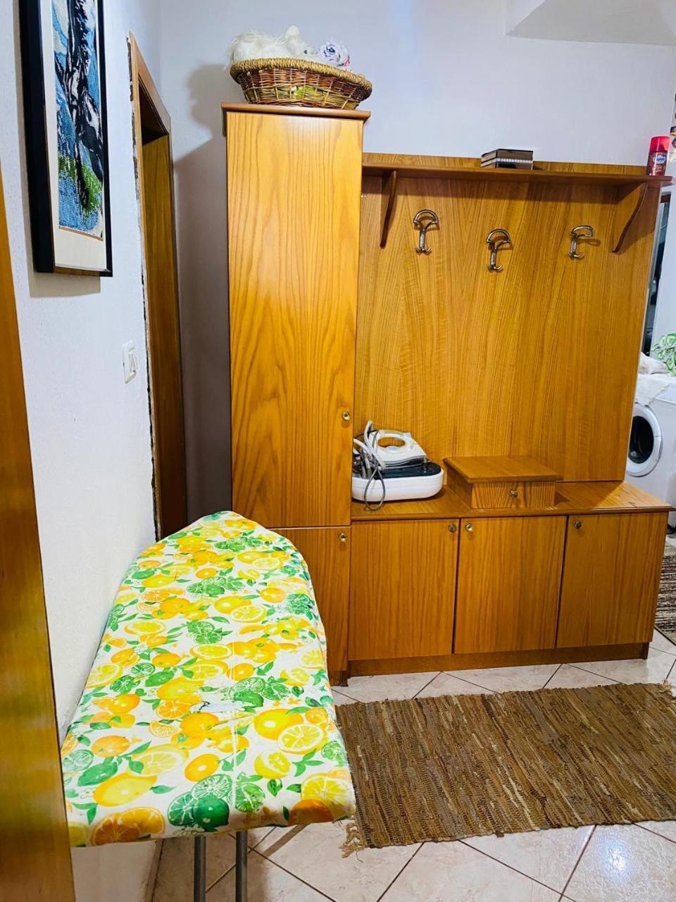 Gjirokastër Hida Guest House מראה חיצוני תמונה