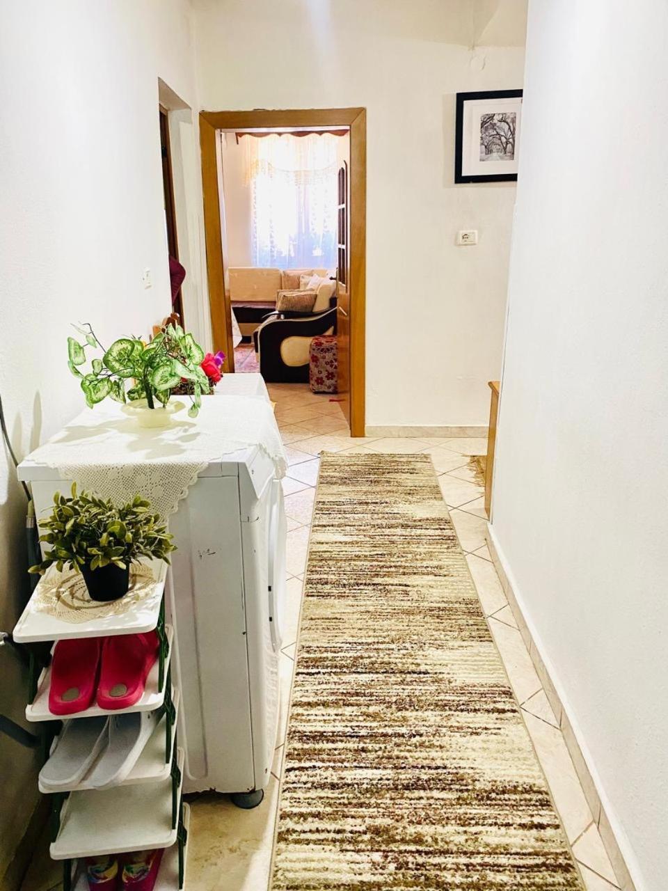 Gjirokastër Hida Guest House מראה חיצוני תמונה